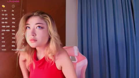 nyomi_moon online show from 19, 7, 2026