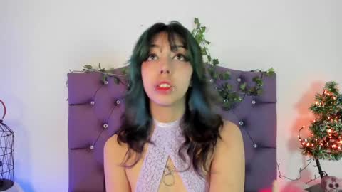 Snapshot of nyx_nayla chatting on 24, 12, 2024   online show from 24, 12, 2024