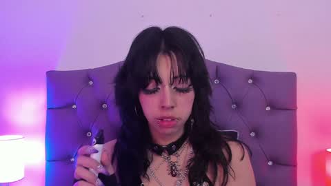 Snapshot of nyx_nayla chatting on 17, 1, 2025   online show from 17, 1, 2025