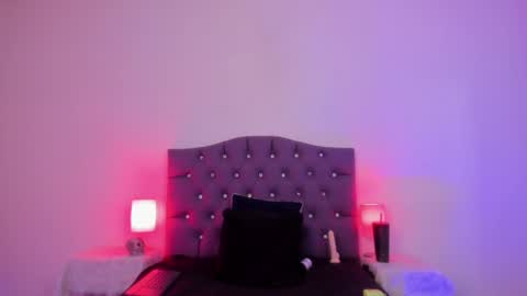 Snapshot of nyx_nayla chatting on 6, 2, 2025   online show from 6, 2, 2025