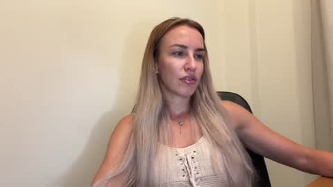Snapshot of nyxelia_ chatting on 25, 6, 2026 Anastasia online show from 25, 6, 2026