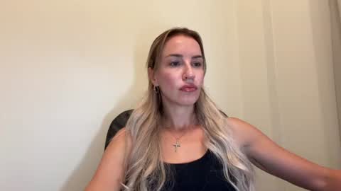Snapshot of nyxelia_ chatting on 6, 7, 2026 Anastasia online show from 6, 7, 2026