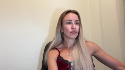 Snapshot of nyxelia_ chatting on 8, 7, 2026 Anastasia online show from 8, 7, 2026