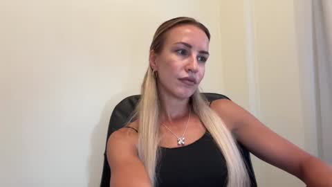 Snapshot of nyxelia_ chatting on 28, 7, 2026 Anastasia online show from 28, 7, 2026
