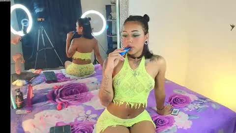 NYXHELLSQUEEN online show from 4, 2, 2026