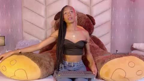 nyxvelvet1 online show from 4, 7, 2026