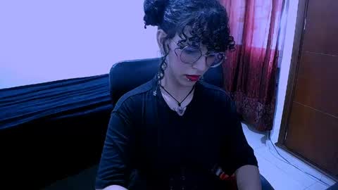Nyxxei online show from 22, 4, 2026