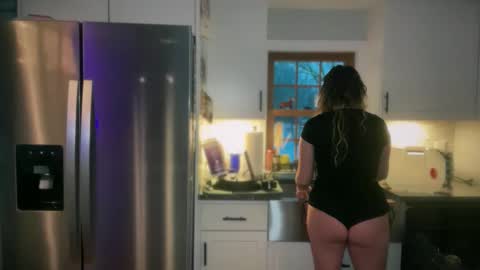 Snapshot of nyxxen chatting on 7, 3, 2026 nyxxen online show from 7, 3, 2026