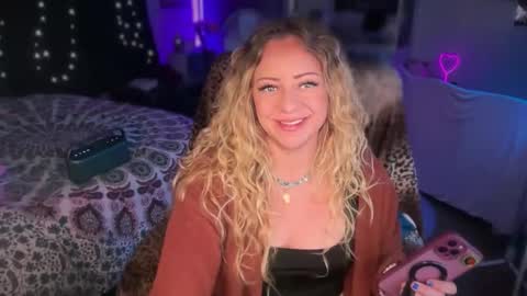 Snapshot of nyxxen chatting on 8, 3, 2026 nyxxen online show from 8, 3, 2026