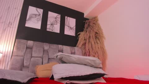 Snapshot of ocean_becker chatting on 14, 1, 2025 Irina online show from 14, 1, 2025