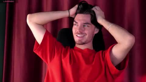 Snapshot of oceanheat chatting on 25, 10, 2025 OceanHeart online show from 25, 10, 2025