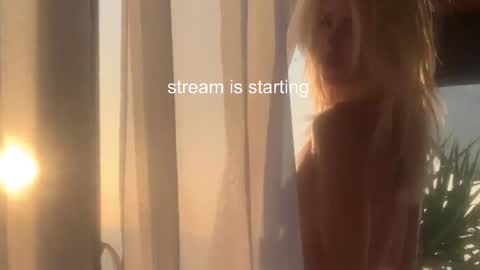 hi im Janasmall boobs big heart  warm pussy  online show from 15, 2, 2025