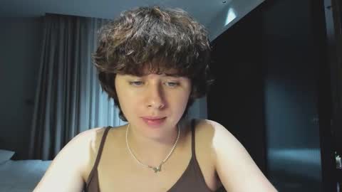 Snapshot of octopussy69x chatting on 19, 11, 2025 Evie online show from 19, 11, 2025