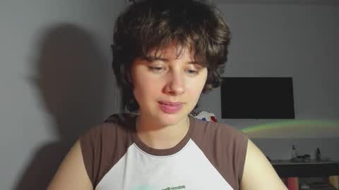 Snapshot of octopussy69x chatting on 4, 12, 2025 Evie online show from 4, 12, 2025