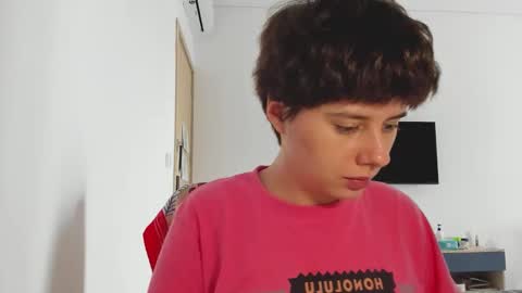 Snapshot of octopussy69x chatting on 18, 12, 2025 Evie online show from 18, 12, 2025