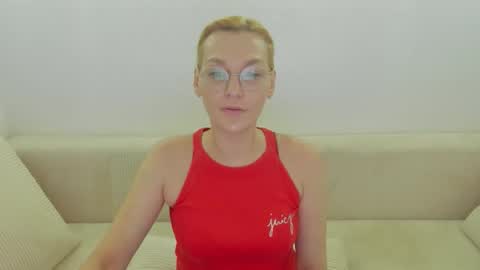 Snapshot of oeigesmik chatting on 11, 5, 2026 oeigesmik online show from 11, 5, 2026