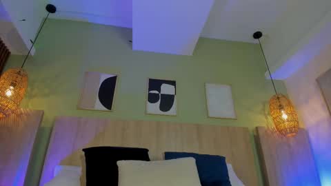 Holly online show from 19, 11, 2025