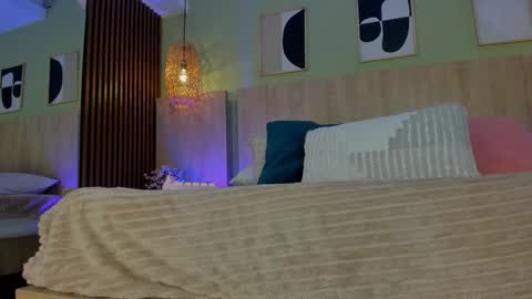 Holly online show from 24, 11, 2025