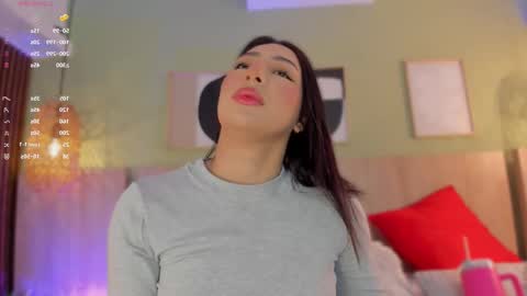 Holly online show from 12, 2, 2026