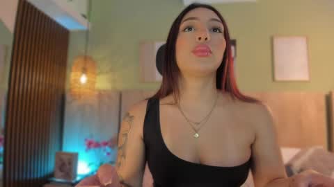 Holly online show from 5, 5, 2026