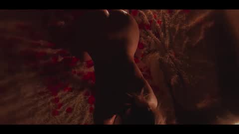 your dear Lilith Chapman online show from 26, 9, 2025