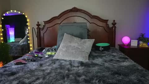 Snapshot of oh_lovely_girl chatting on 3, 1, 2025 Gray online show from 3, 1, 2025