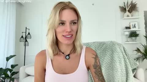 Kelly online show from 30, 7, 2026
