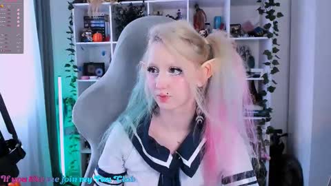 Snapshot of ohclementinee chatting on 10, 11, 2025 Clementine Clem online show from 10, 11, 2025