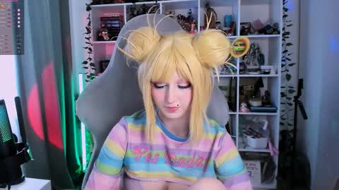 Snapshot of ohclementinee chatting on 21, 11, 2025 Clementine Clem online show from 21, 11, 2025