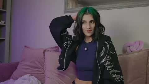 Lera and Vik online show from 7, 4, 2026