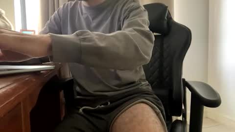 ohmymichael online show from 10, 5, 2026