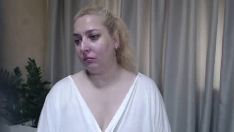 Snapshot of ohsweetiren chatting on 29, 7, 2026 Iren online show from 29, 7, 2026