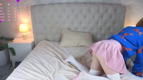 Snapshot of ohyumiyes chatting on 4, 1, 2025 Yumi online show from 4, 1, 2025