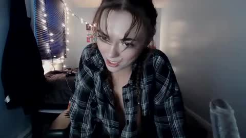 Alley asian bratty online show from 19, 9, 2025
