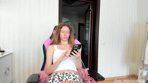            Welcome to my fans page  online show from 19, 9, 2025