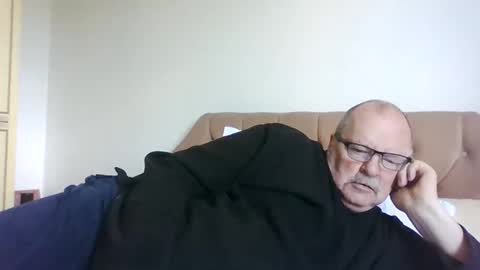Snapshot of old_fkrr_ chatting on 10, 5, 2026 old_fkrr_ online show from 10, 5, 2026
