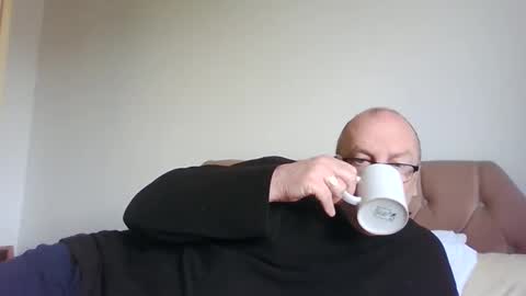 Snapshot of old_fkrr_ chatting on 12, 5, 2026 old_fkrr_ online show from 12, 5, 2026