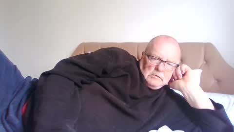 Snapshot of old_fkrr_ chatting on 3, 6, 2026 old_fkrr_ online show from 3, 6, 2026