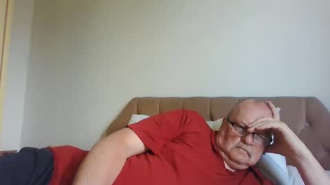 Snapshot of old_fkrr_ chatting on 5, 6, 2026 old_fkrr_ online show from 5, 6, 2026