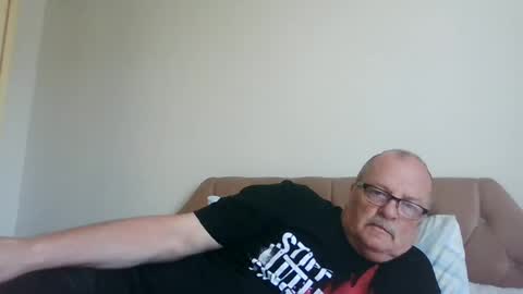 Snapshot of old_fkrr_ chatting on 26, 6, 2026 old_fkrr_ online show from 26, 6, 2026