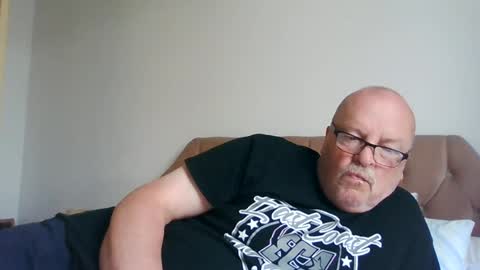 Snapshot of old_fkrr_ chatting on 7, 7, 2026 old_fkrr_ online show from 7, 7, 2026