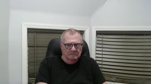 Snapshot of oldguybigd chatting on 23, 9, 2025 oldguybigd online show from 23, 9, 2025