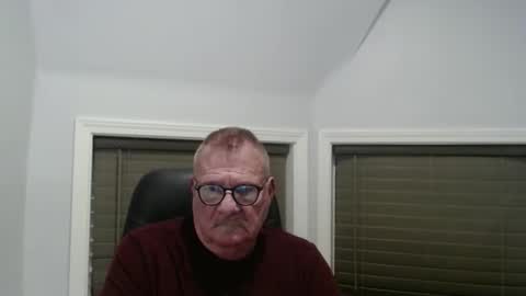 Snapshot of oldguybigd chatting on 11, 11, 2025 oldguybigd online show from 11, 11, 2025