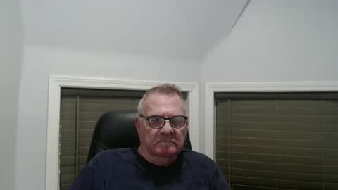 Snapshot of oldguybigd chatting on 4, 12, 2025 oldguybigd online show from 4, 12, 2025