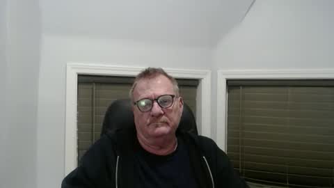 Snapshot of oldguybigd chatting on 19, 12, 2025 oldguybigd online show from 19, 12, 2025