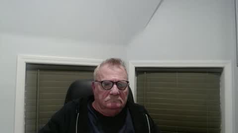 Snapshot of oldguybigd chatting on 8, 1, 2026 oldguybigd online show from 8, 1, 2026