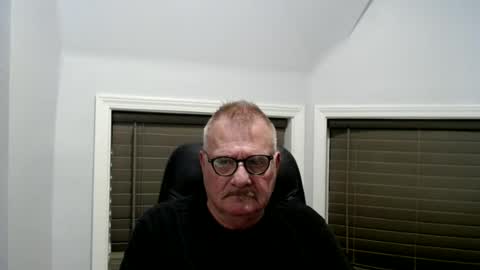 Snapshot of oldguybigd chatting on 19, 6, 2026 oldguybigd online show from 19, 6, 2026