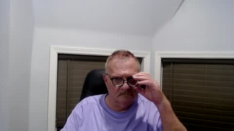 Snapshot of oldguybigd chatting on 11, 7, 2026 oldguybigd online show from 11, 7, 2026