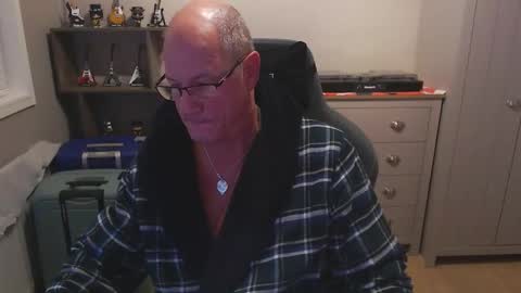 Snapshot of oldveteranuk chatting on 17, 9, 2025 oldveteranuk online show from 17, 9, 2025