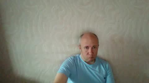 Snapshot of oleg365 chatting on 23, 11, 2025 figaro online show from 23, 11, 2025